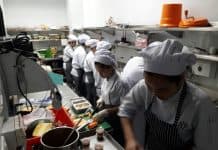 สูตรหมักสะเต๊ะไก่รสเด็ด กับข้าวพนักงาน เมนูอาหารพนักงานโรงแรม